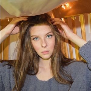 Meet your Posher, Bella